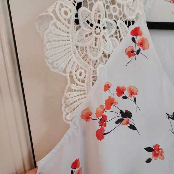 City Streets Floral Top 0X - Picture 6 of 8